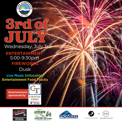 Waggener Farm Park event on 3rd of July from 5:00pm-9:30pm featuring fireworks at dusk